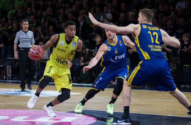 仅仅局限于 仅仅局限于